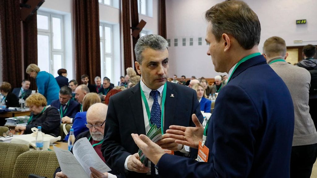 Lev Shlosberg AOP