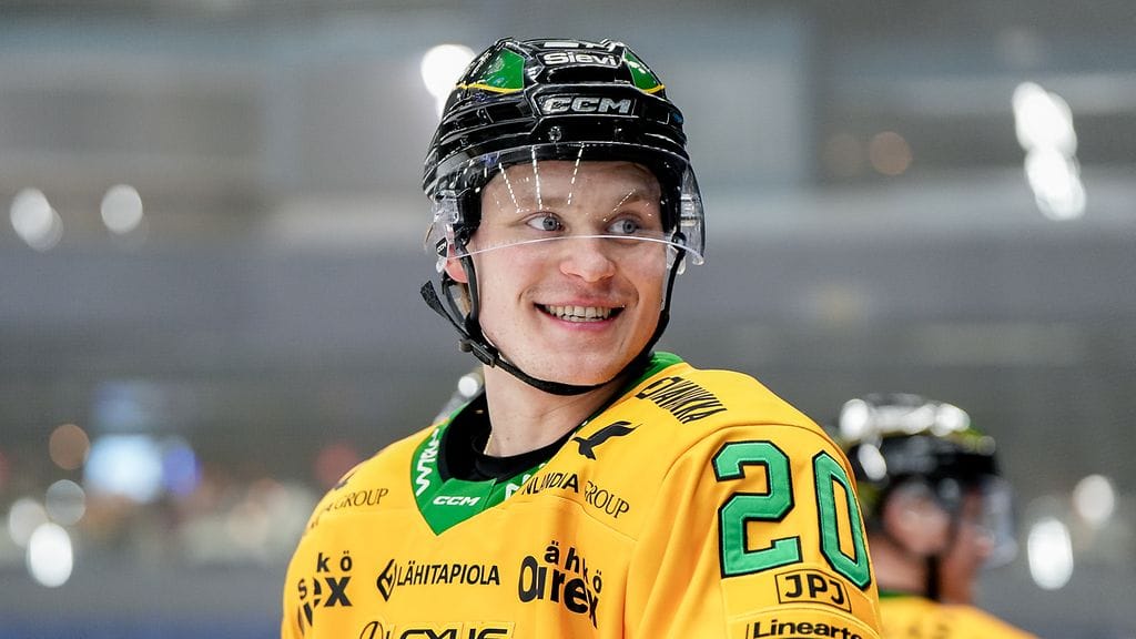 Kasper Björkqvist vietti edelliset kaksi kautta Ilveksessä.
