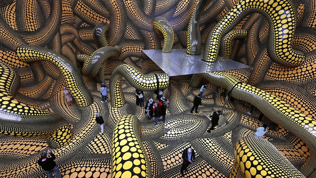Yayoi Kusaman installaatio museossa Saksassa