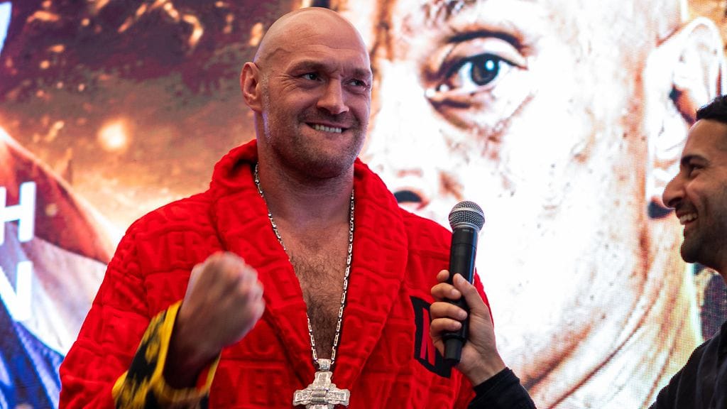 Tyson Fury, 38, uhoaa nyt Oleksandr Usykin suuntaan.