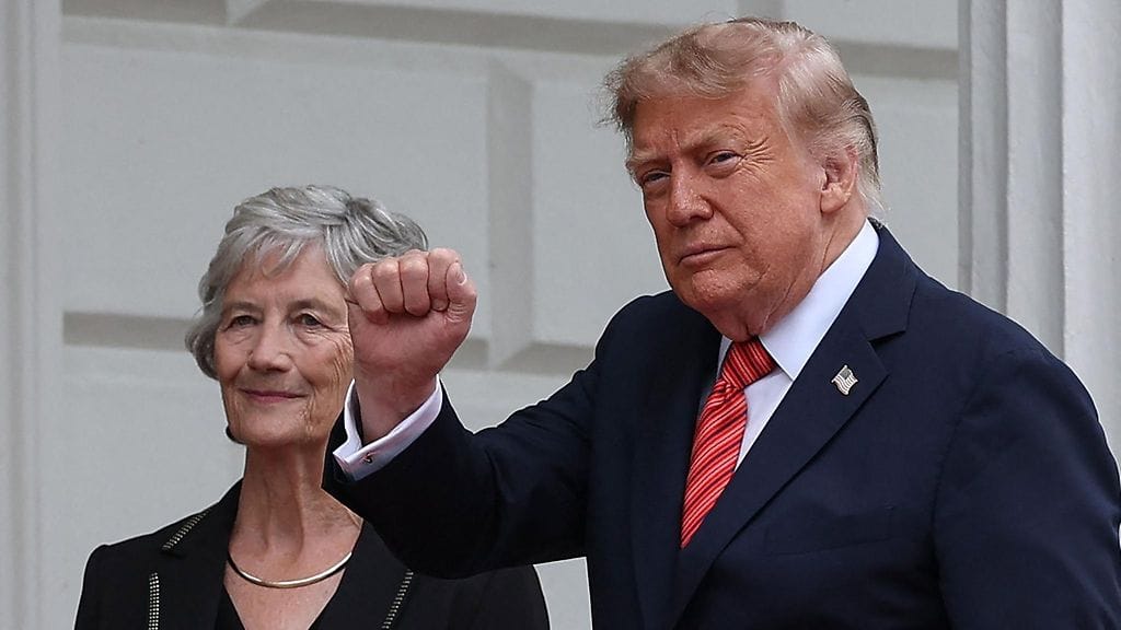 Irlannin presidentti Catherine Connolly ja Yhdysvaltain presidentti Donald Trump tapasivat 12. syyskuuta. Kaksikon välit ovat tunnetun hyiset.